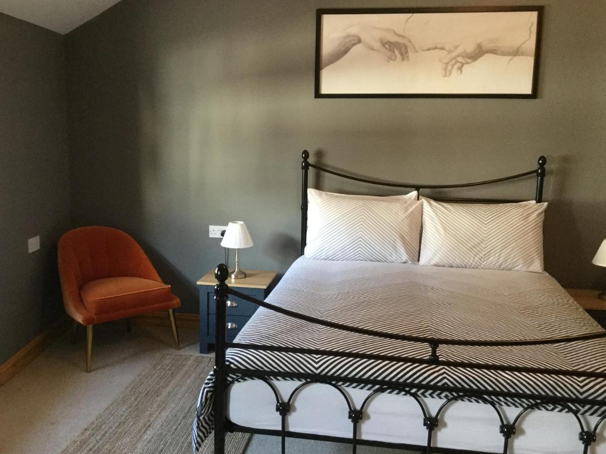 6 Beili Priory Apartment Абъргавени Екстериор снимка