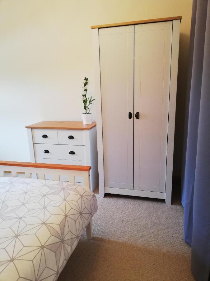 6 Beili Priory Apartment Абъргавени Екстериор снимка
